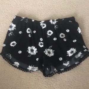 floral shorts